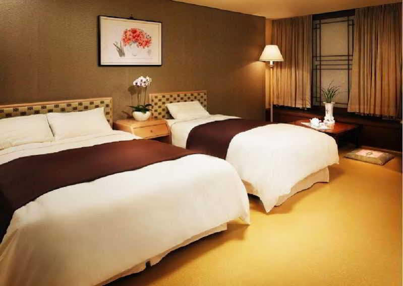 Riviera Yuseong Hotel Daejeon Ngoại thất bức ảnh